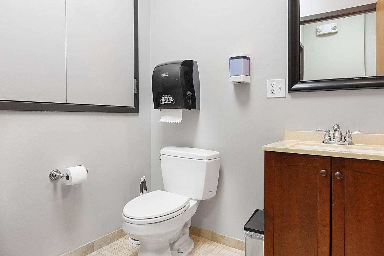 Studio Ready 4 Students & Traveling Professionals! 310 Lägenhet Boston Exteriör bild